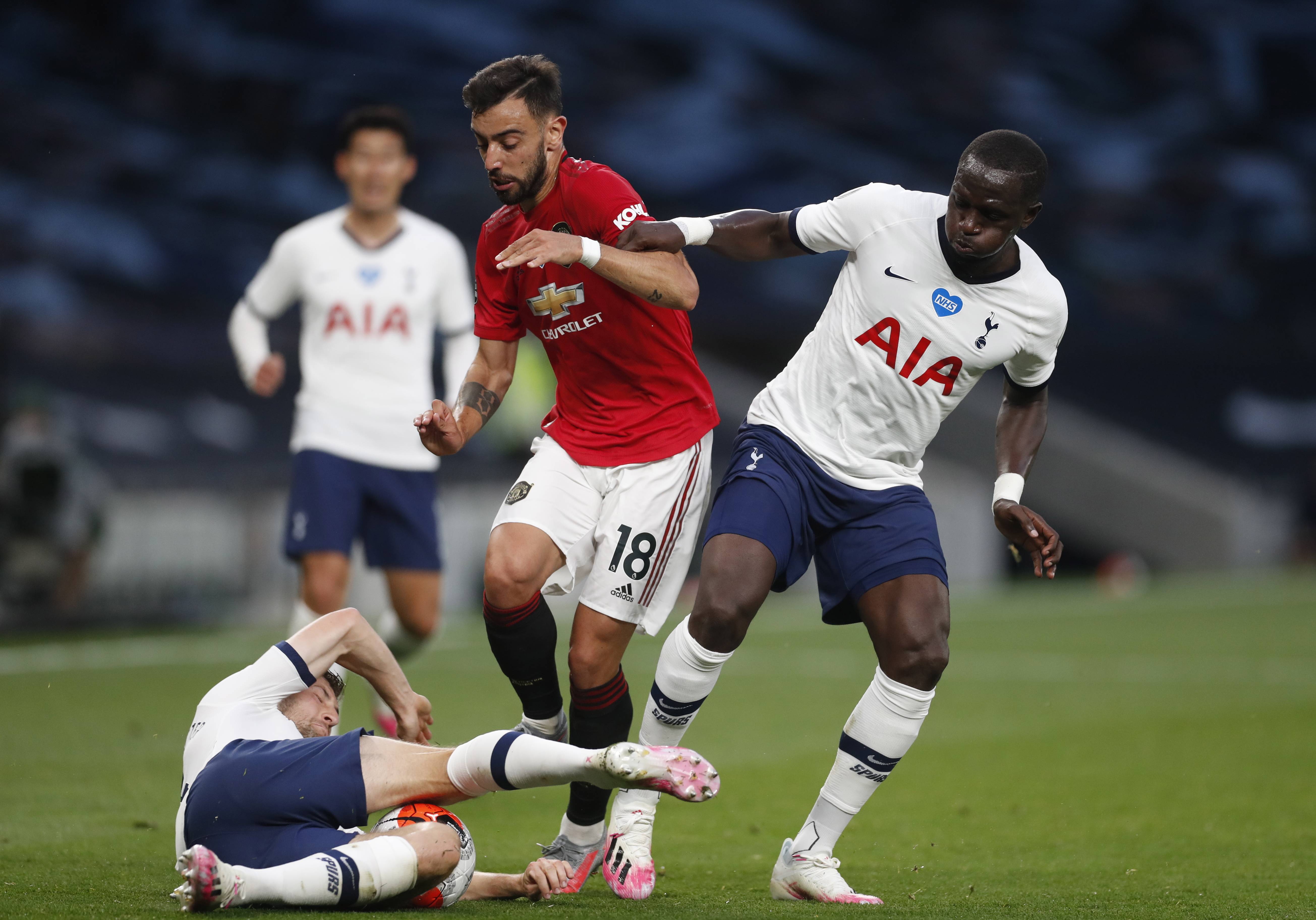 他下一步动 他下一步动